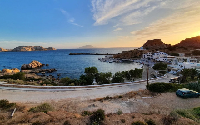 Finiki Villas