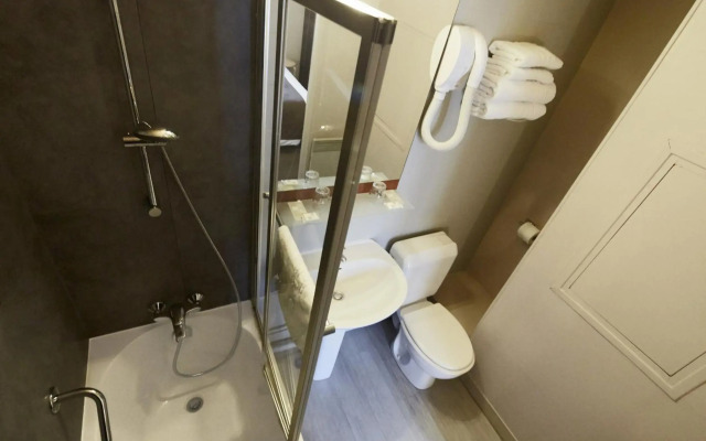 Hotel Paris Villette