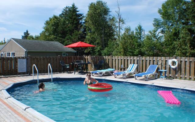 Cavendish Breeze Inn