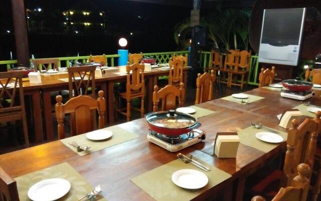 OYO 920 Saensukkho Hotel And Resorts