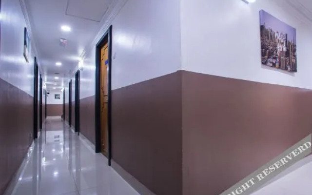 Bedmax Hostel by OYO Rooms