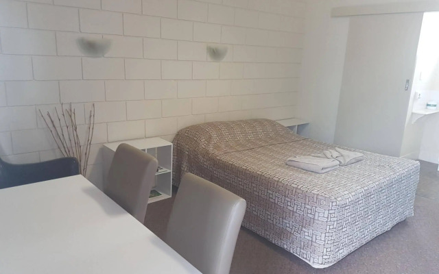 Monto Colonial Motor Inn