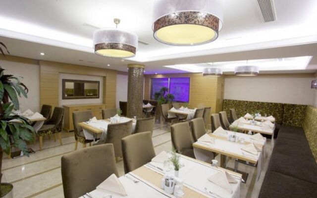 Mirilayon Hotel