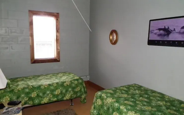 C&N Backpackers - Port Hardy