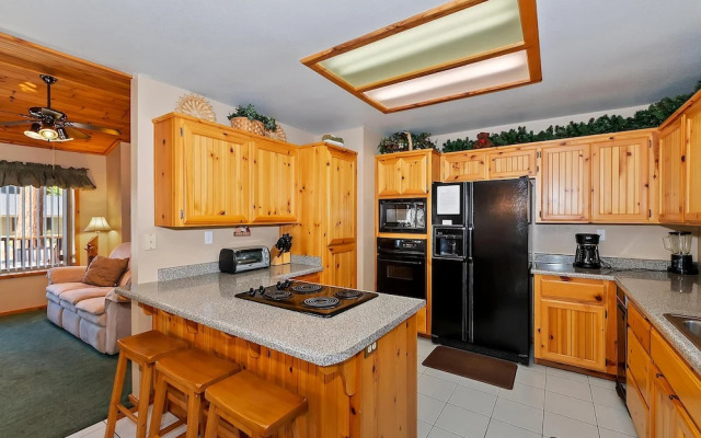 085 - Bear Paw Chalet