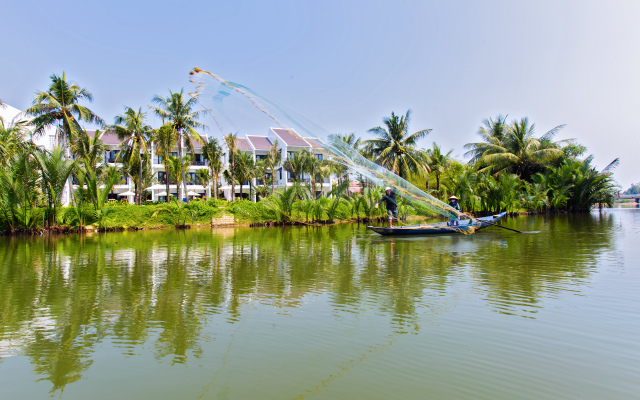 Hoi An Waterway Resort