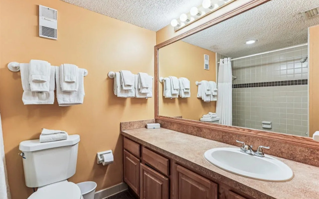 St. Augustine's Oceanfront Oasis: Hibiscus F102