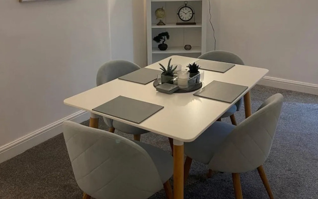 Privategarden- Freeparking- wd- 2br- Wifi