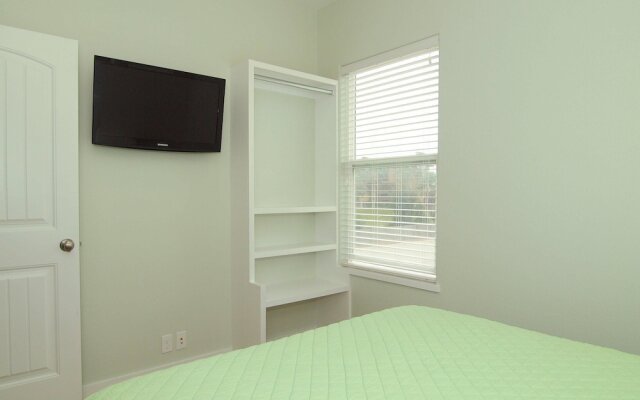 Beach Club Clubhouse 1