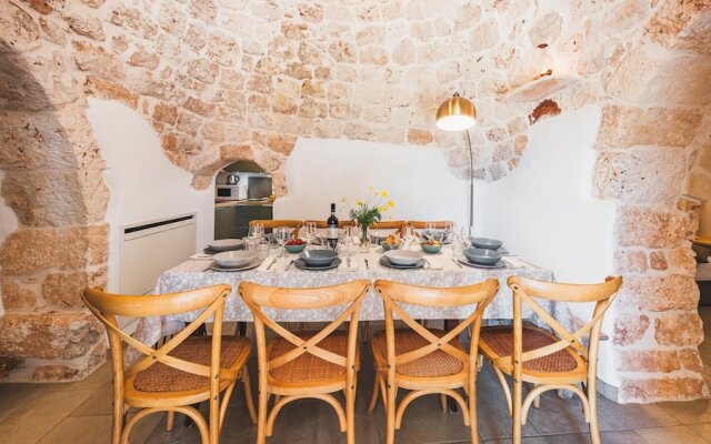 Trulli Biancapetra 8 2 Emma Villas