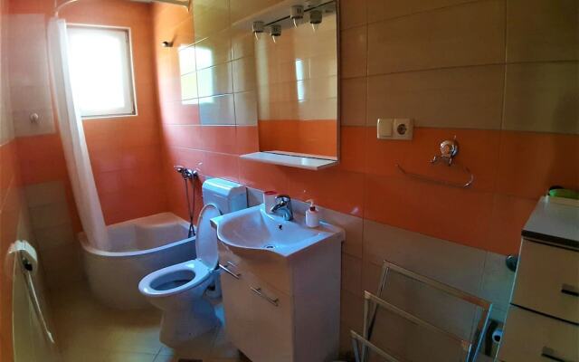 Room in Apartment - Apartments and Rooms With a Swimming Pool Kampor - rab