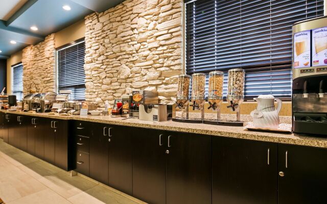 Best Western Plus Sherwood Park Inn & Suites