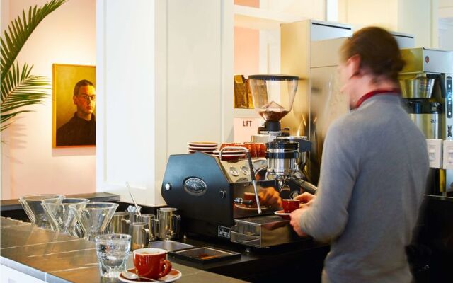 Neptune, an Ash Hotel