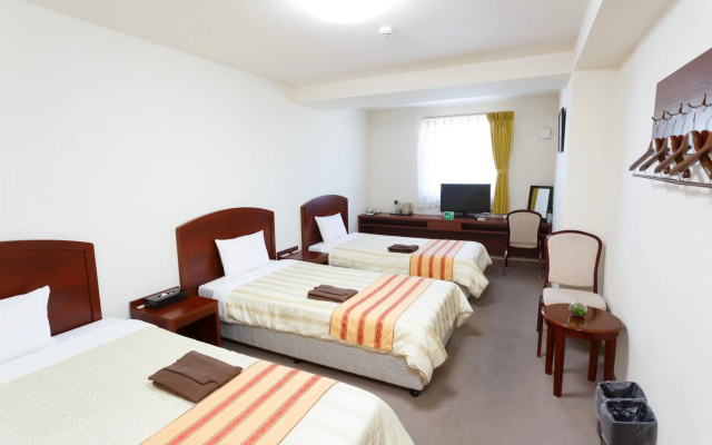 Peace Island Miyakojima Shiyakushodori – Guest Rooms – Miyakojima