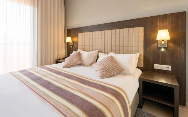 Zephyr Hotel Club Resort and Spa