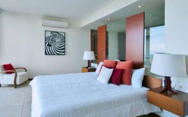 Borneo 106 Alamar - 3 Br Apts