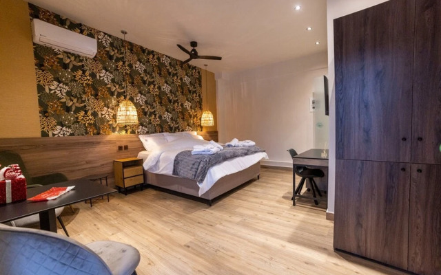 Trikala Mall Suites !