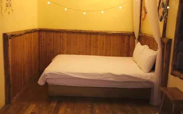 Summer Inn