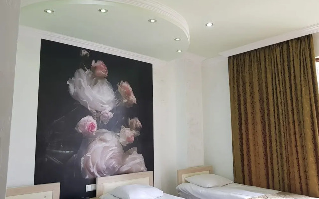 Royal Palace Hotel