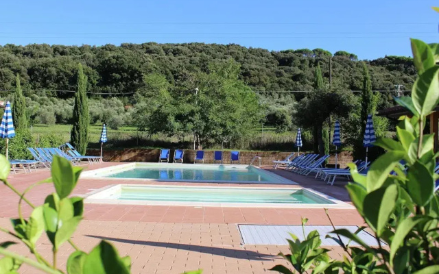 Nice Apartment With a Terrace, Near the Sea
