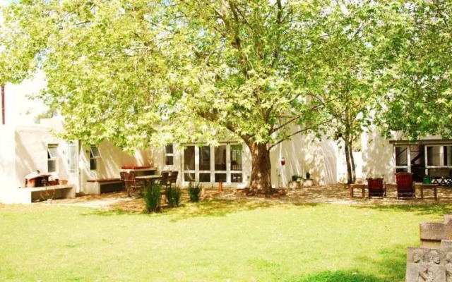 Cedrics Country Lodge