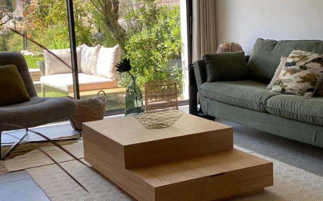 Villa à 5mn des plages avec piscine/jardin privée