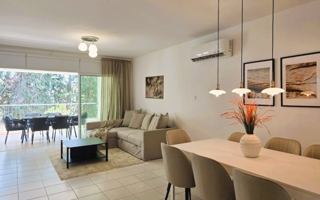 Pineview Heights by Staycom