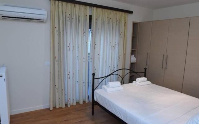 Dr Vasi Holidays House