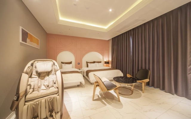 Naju Western Hotel