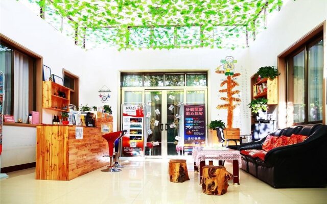 Dunhuang Dream Camel Youth Inn