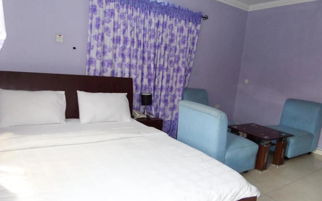 Peerage Retreat and Resort