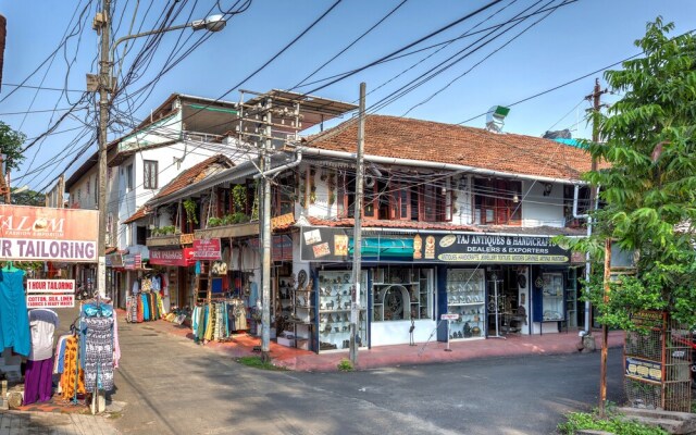 Rasa Hotel, Restaurant & Art Space