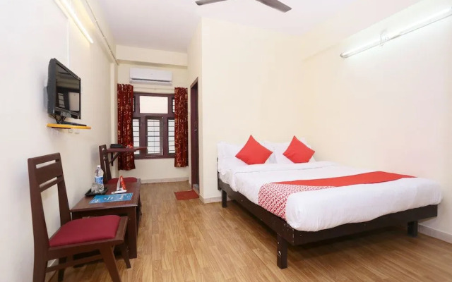 OYO 19877 Gamas Centre