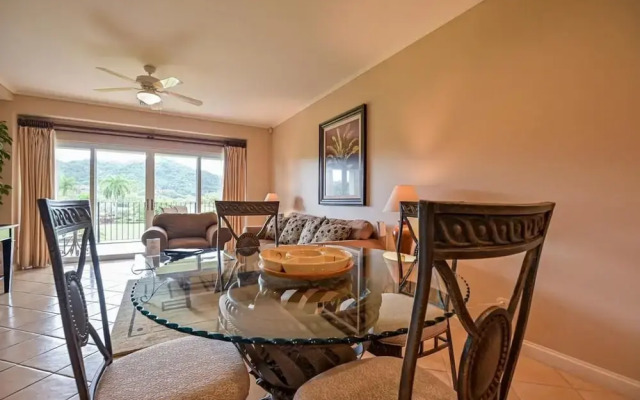 CR Luxury Del Mar 5H 2 Bdrm
