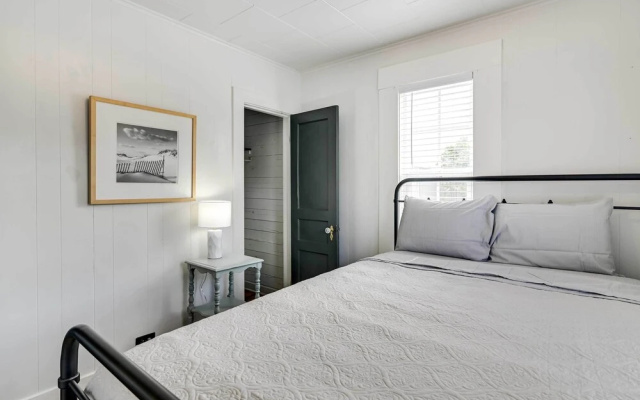 Cozy Starkville Apartment: Walk to Main Street!