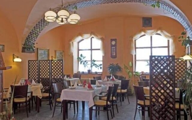 Městský Hotel Dorinka