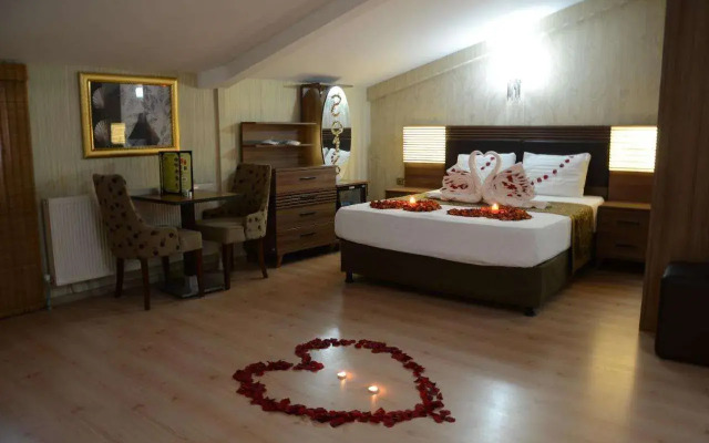 GUMUS PALACE SUITES Hotel