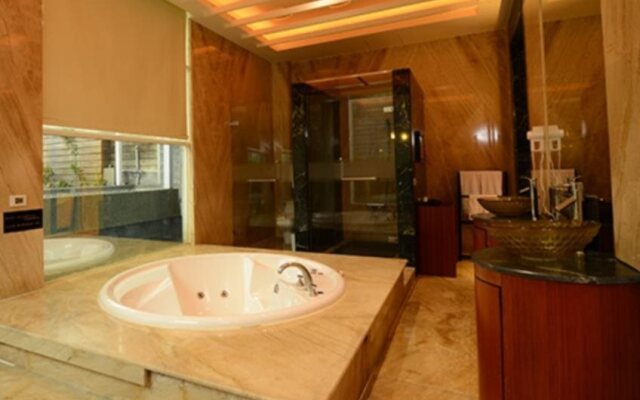 Shantis Motel