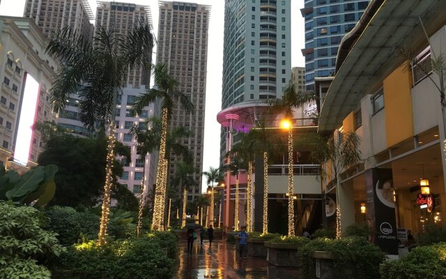 Stunning Eastwood Condo Suite