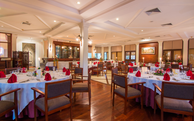 Angkor Palace Resort & Spa