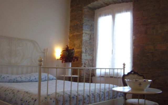 B&B Gens Julia