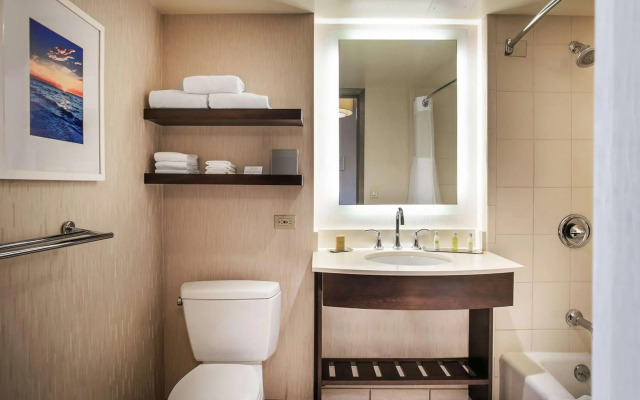 Holiday Inn Express & Suites Vaughan-Southwest by IHG
