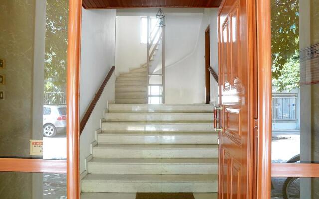 70m2 apartment 4 mins from Athens central station!