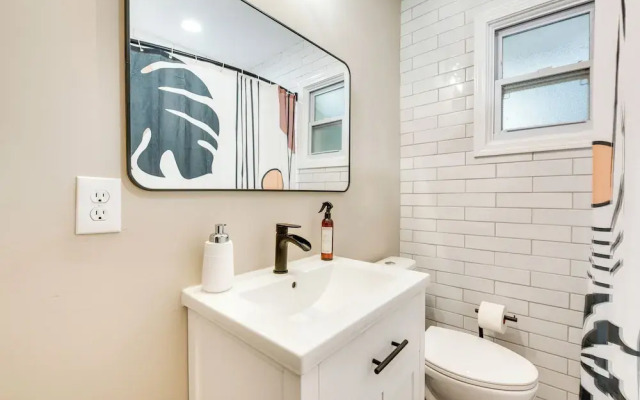 Modern Atlanta Vacation Rental Near Downtown!