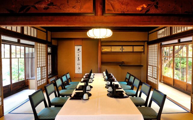 Heihachi Tea House Inn