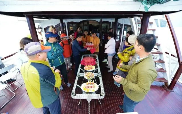Imperial Legend Cruise Ha Long