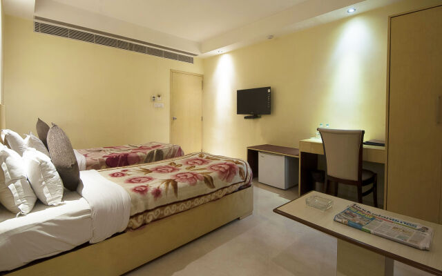 Mayur Hotel