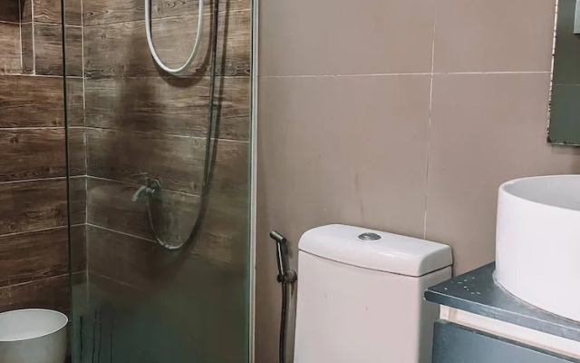 2BR Laid Back Apartment, Near Beach