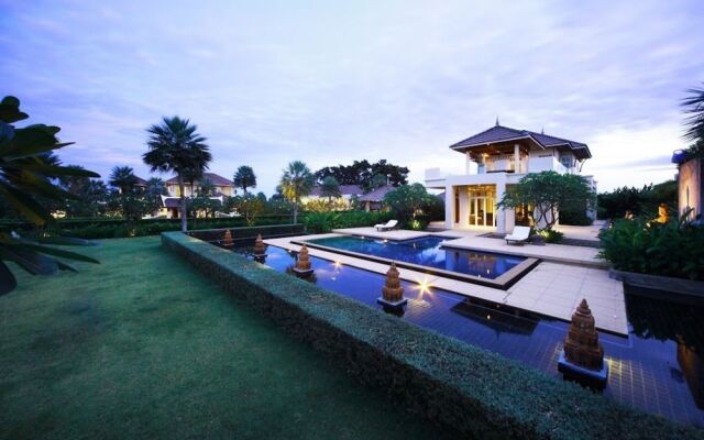 Tadarawadi Pool Villa at Phoenix Golf