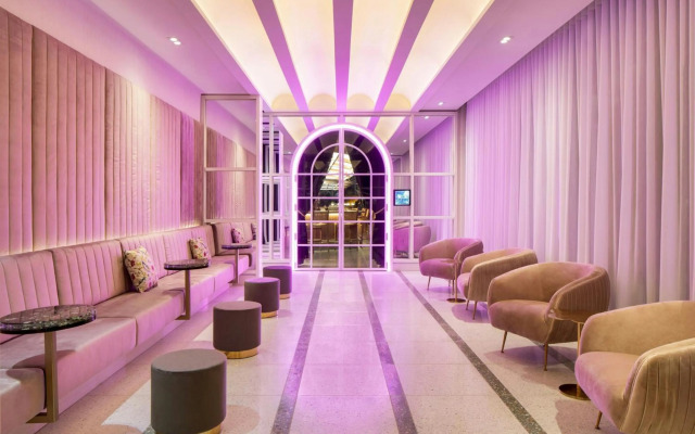 The Honeyrose Hotel, Montreal, A Tribute Portfolio Hotel